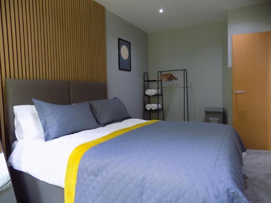 2 Bedroom Luxury City Centre Apt Lincoln Ngoại thất bức ảnh